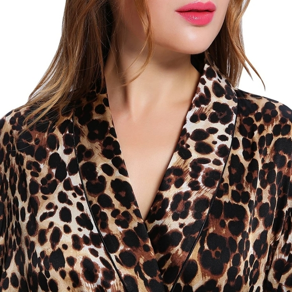 Lilysilk pajama top, 100% silk - Picture 1 of 6